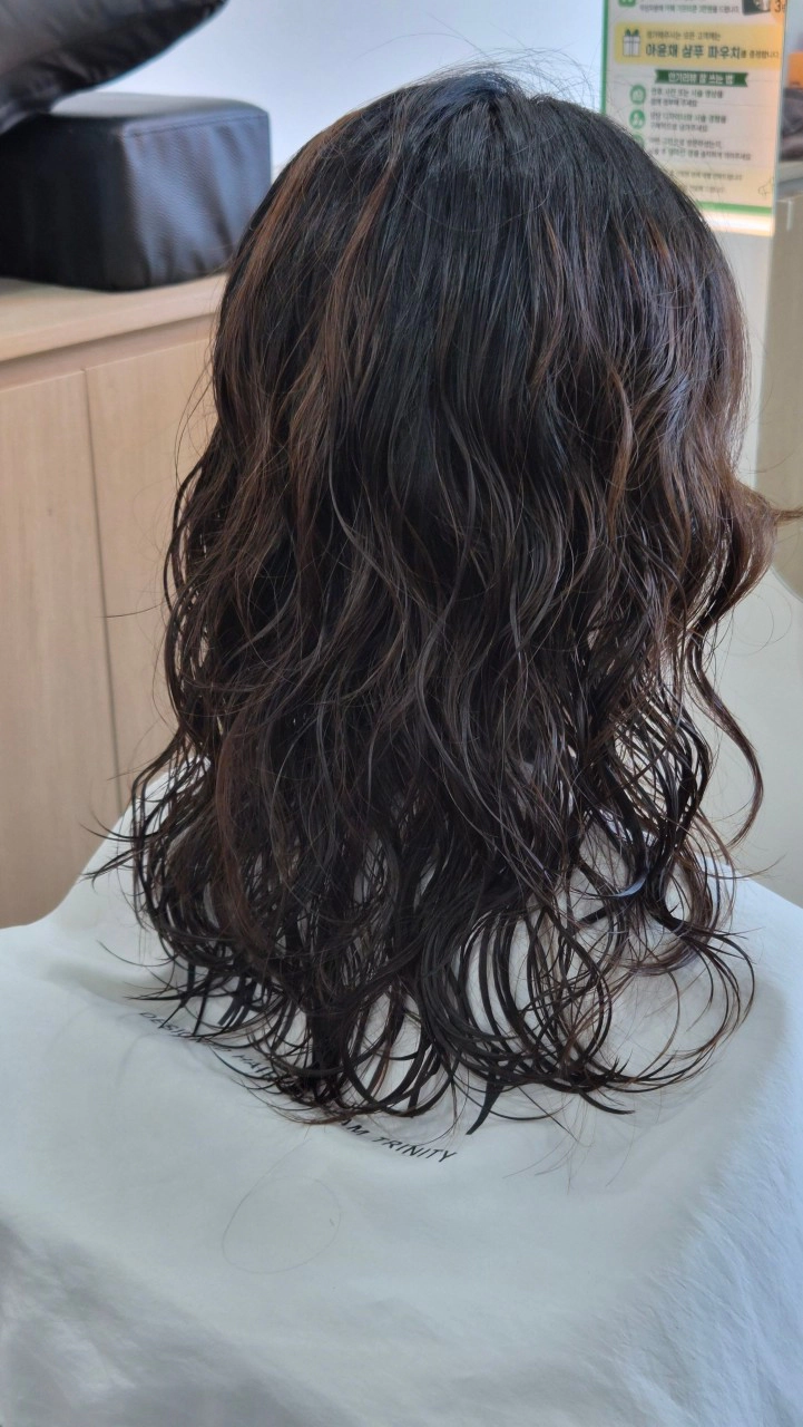 양주옥정미용실 젤리펌 예진 수석디자이너 뒷모습